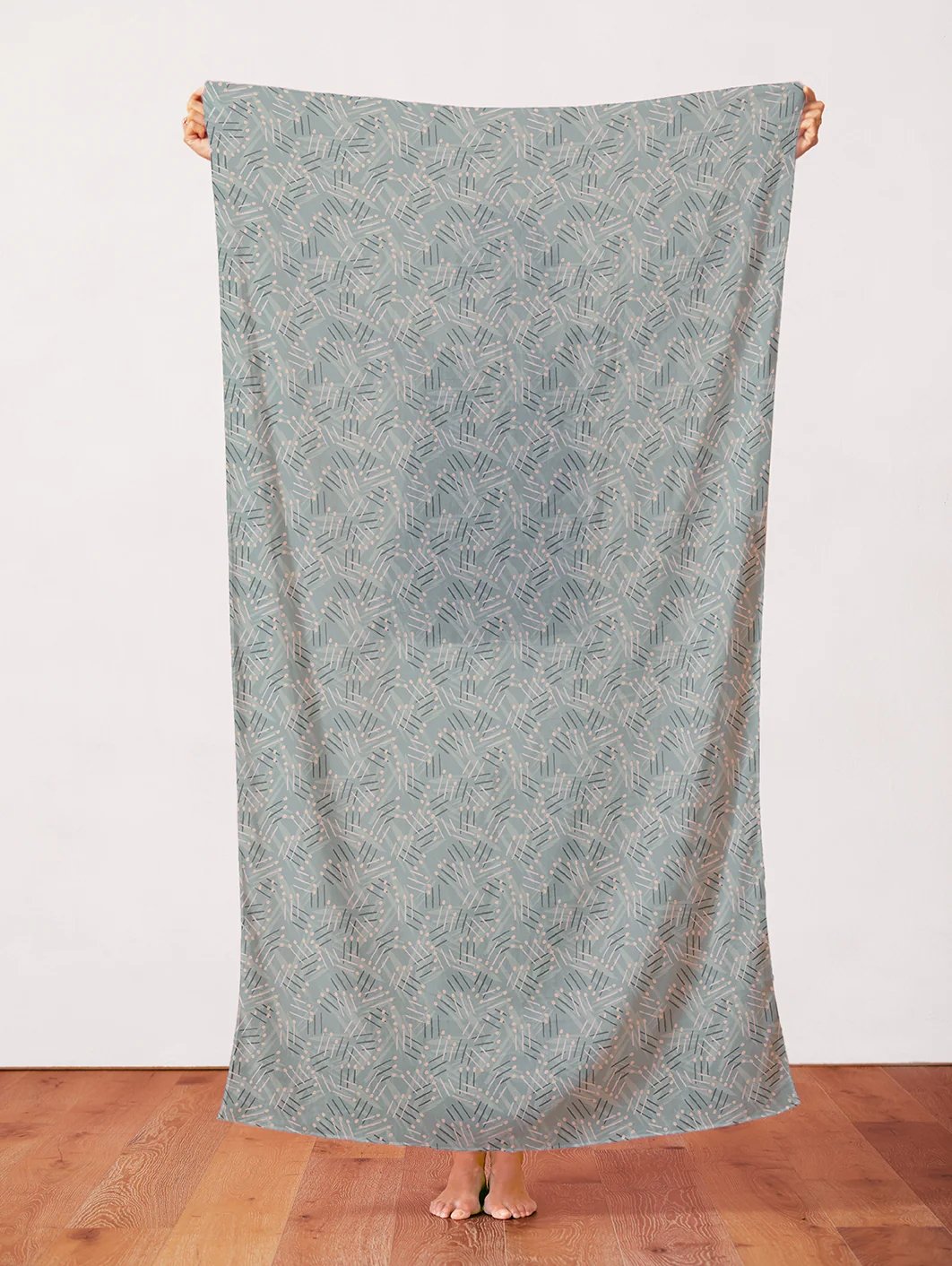 Paintbrush Studio | Love Struck Strike | Blue