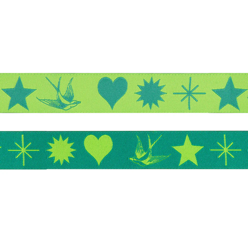 Tula Pink | Fairy Flakes Ribbon Green