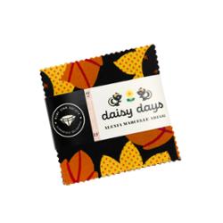 Ruby Star Society | Daisy Days | Mini Charm | RS4172MC | Alexia Marcelle Abegg