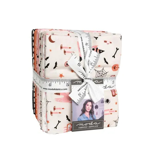 Moda | Purrs and Boos | Elena Amo  Fat Quarter Bundle | 27 Fat Quarters