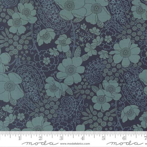 Moda | Chelsea Garden | Garden Party Paisley | Midnight | 33852 19