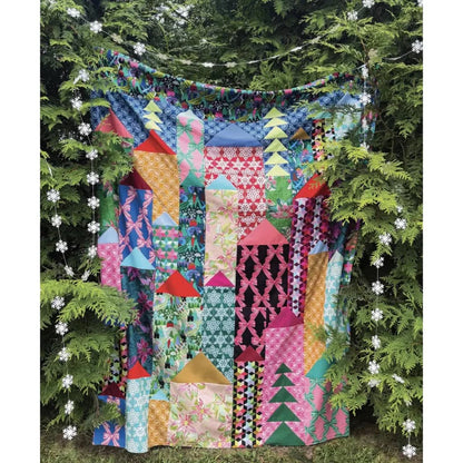 Anna Maria Textiles | Cozy Christmas Quilt Pattern