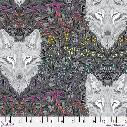 Wolf of Pink Street - Carbon | Graywork