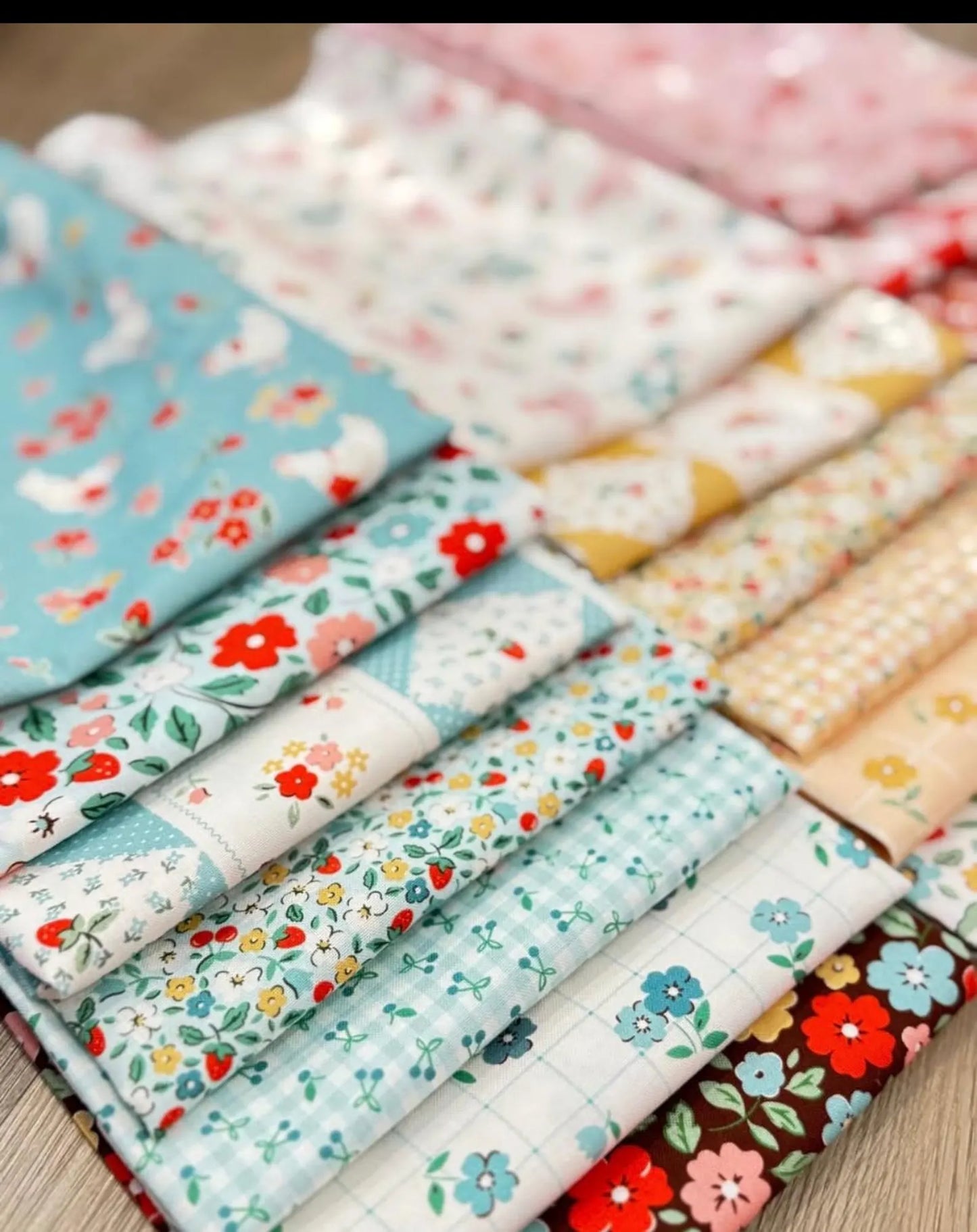 Poppie Cotton | Fat Quarter Bundle (20) | Farmhouse Fancy