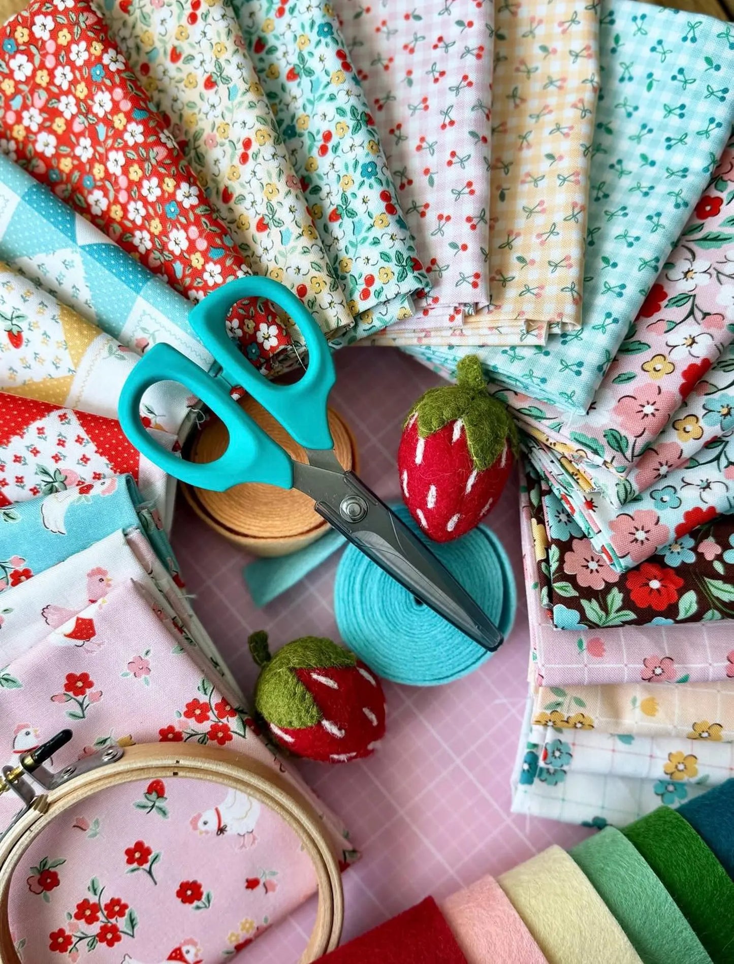 Poppie Cotton | Fat Quarter Bundle (20) | Farmhouse Fancy